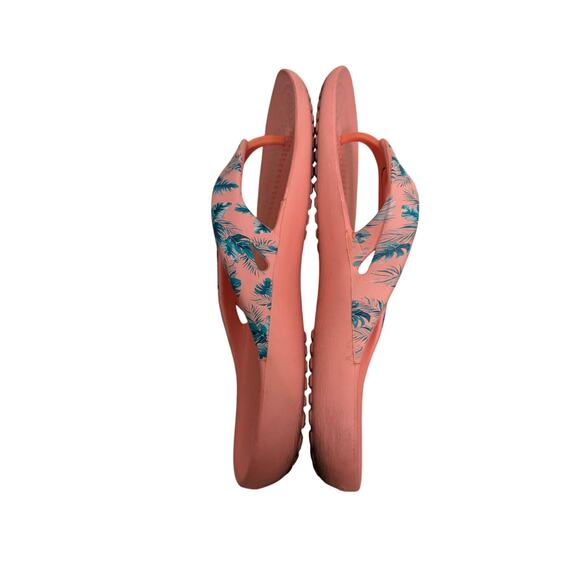 Crocs Flip Flops Womens Size 8 Kadee II Coral Pink Melon Tropical Floral Sandals - Picture 4 of 8